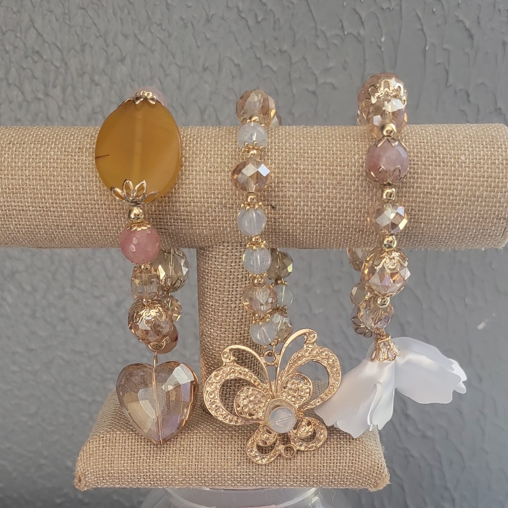 Hand Crafted Natural Moo Stone, Czech Cristals Bracelet.